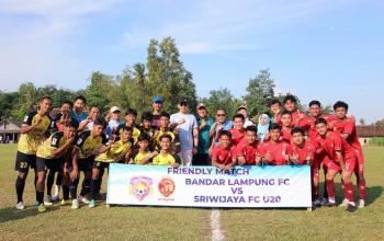 Laga Persahabatan BLFC vs Sriwijaya FC U-20 Dibuka Bupati Lamsel, Dukung Lahirnya Talenta Muda